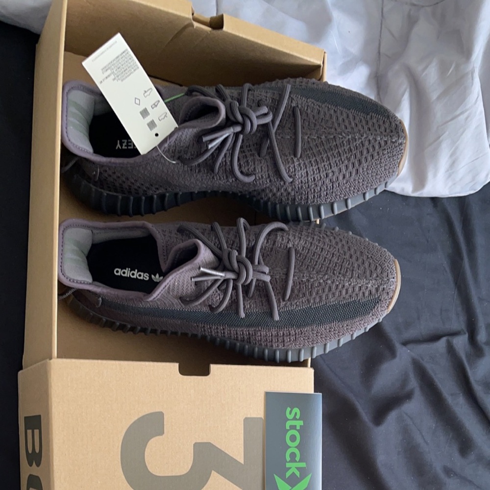 Yeezy 350 Boost “Cinder”